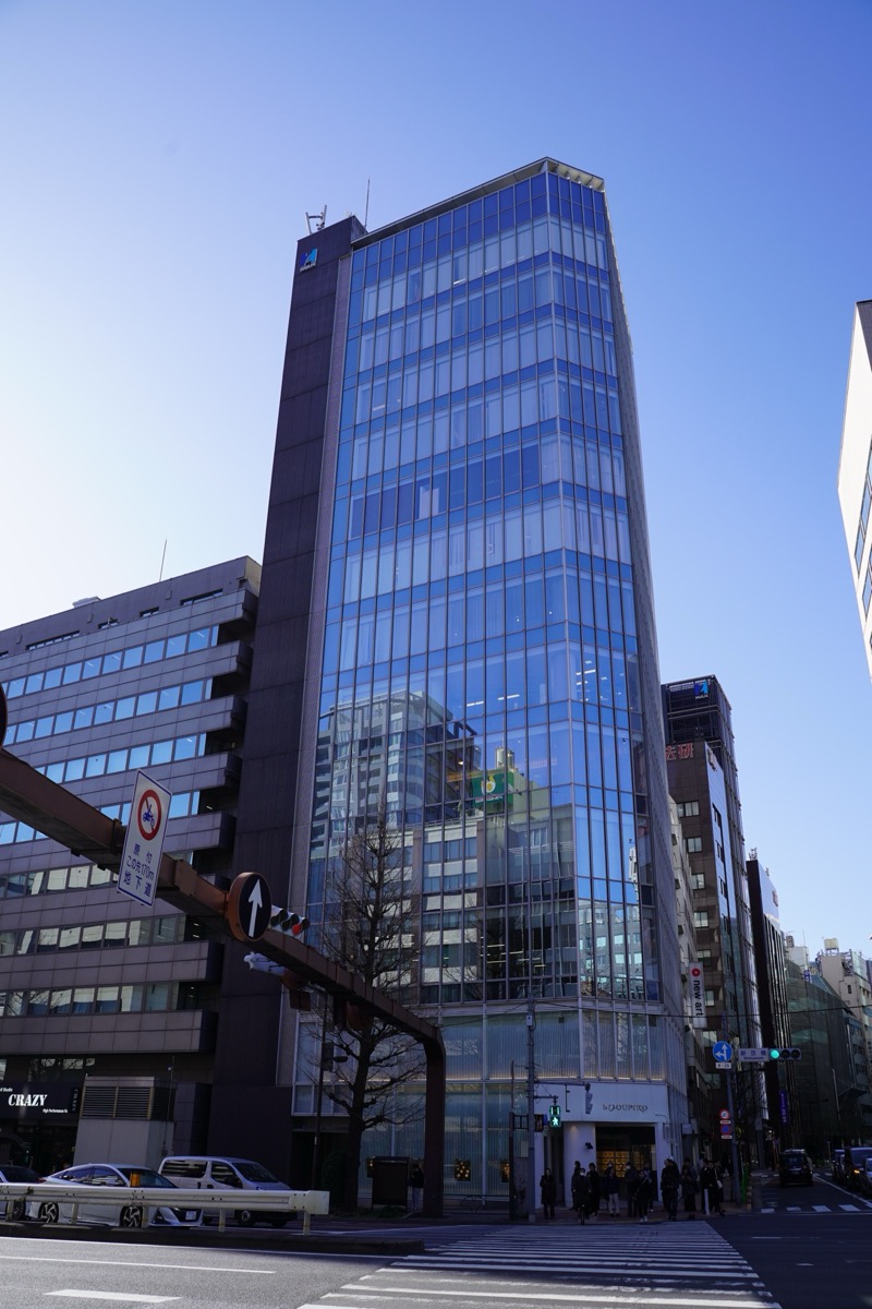 株式会社RAISEON 本社ビル外観